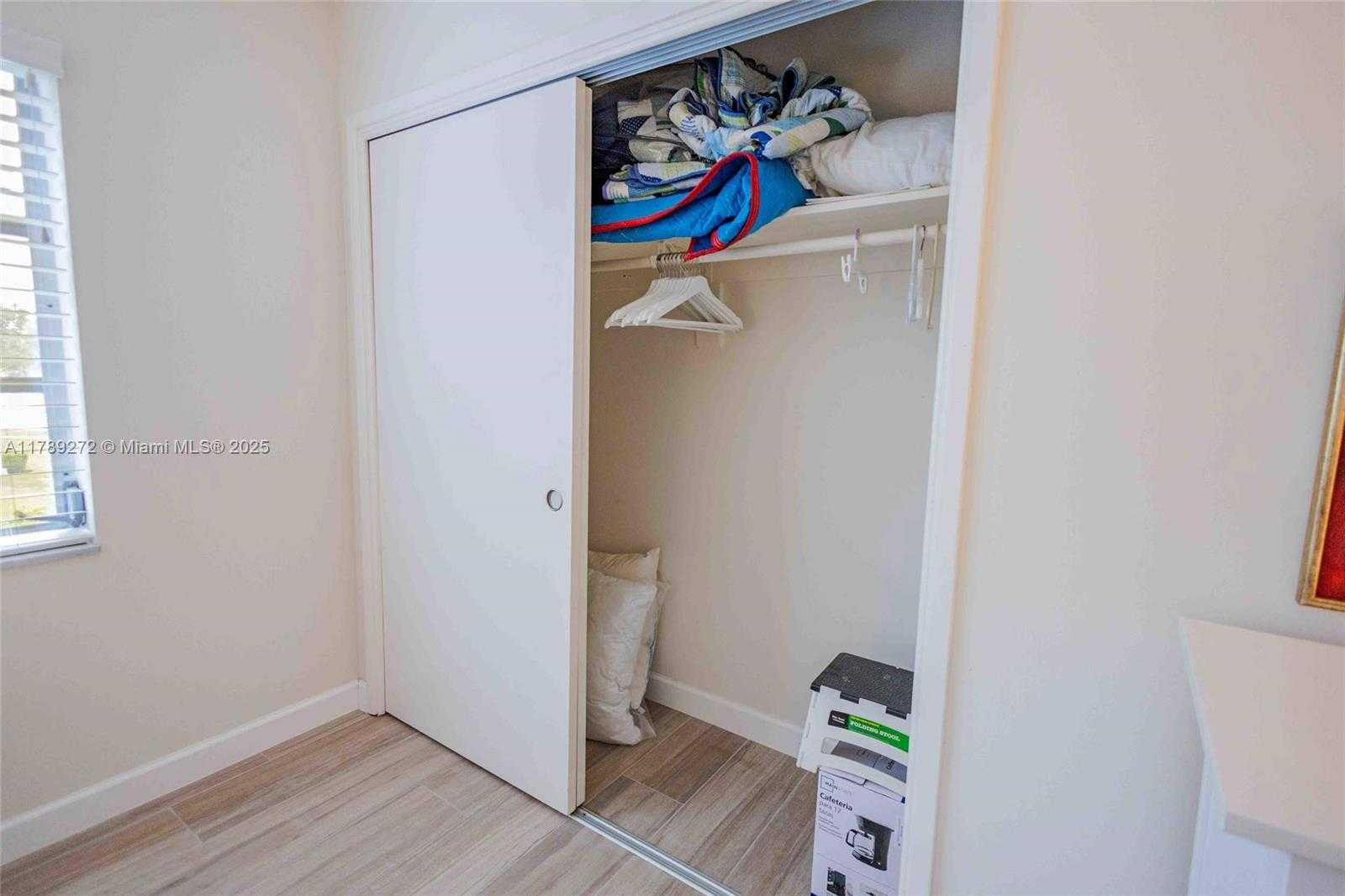 Small Image of 2751 NORTH PALM AIRE DR #310, Pompano Beach Number 20
