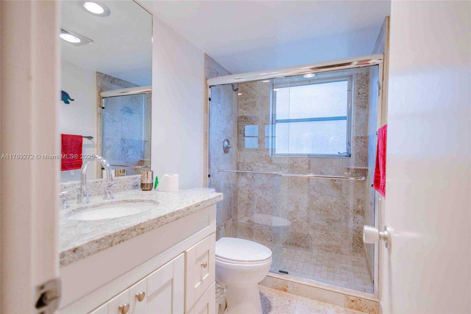 Small Image of 2751 NORTH PALM AIRE DR #310, Pompano Beach Number 23