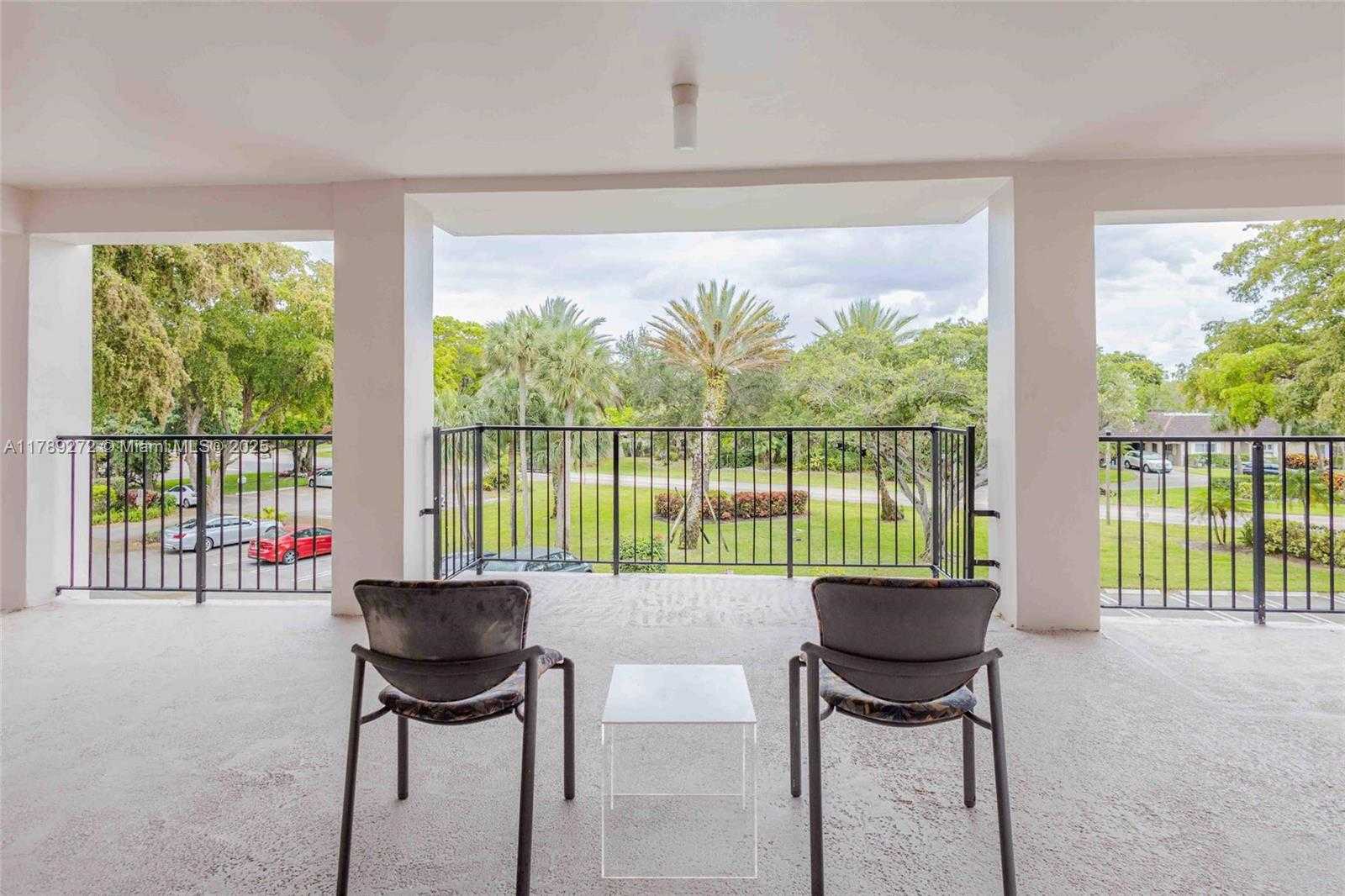 Small Image of 2751 NORTH PALM AIRE DR #310, Pompano Beach Number 48