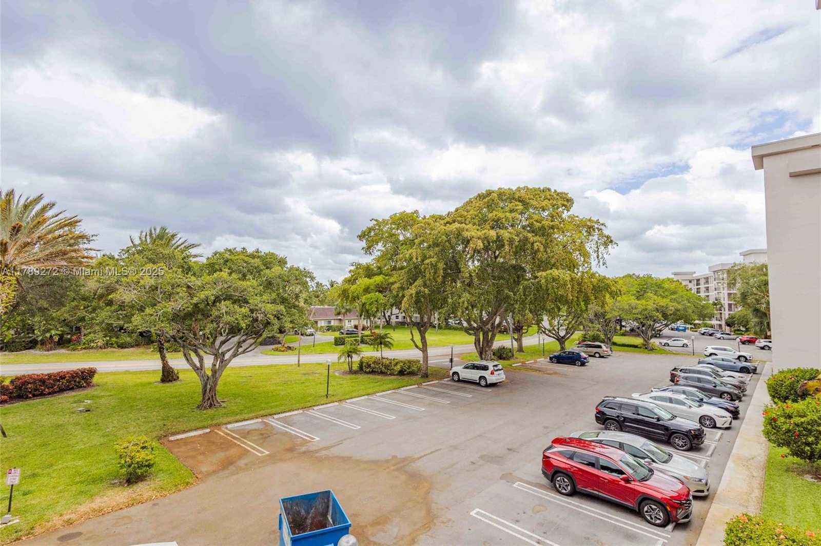 Small Image of 2751 NORTH PALM AIRE DR #310, Pompano Beach Number 49