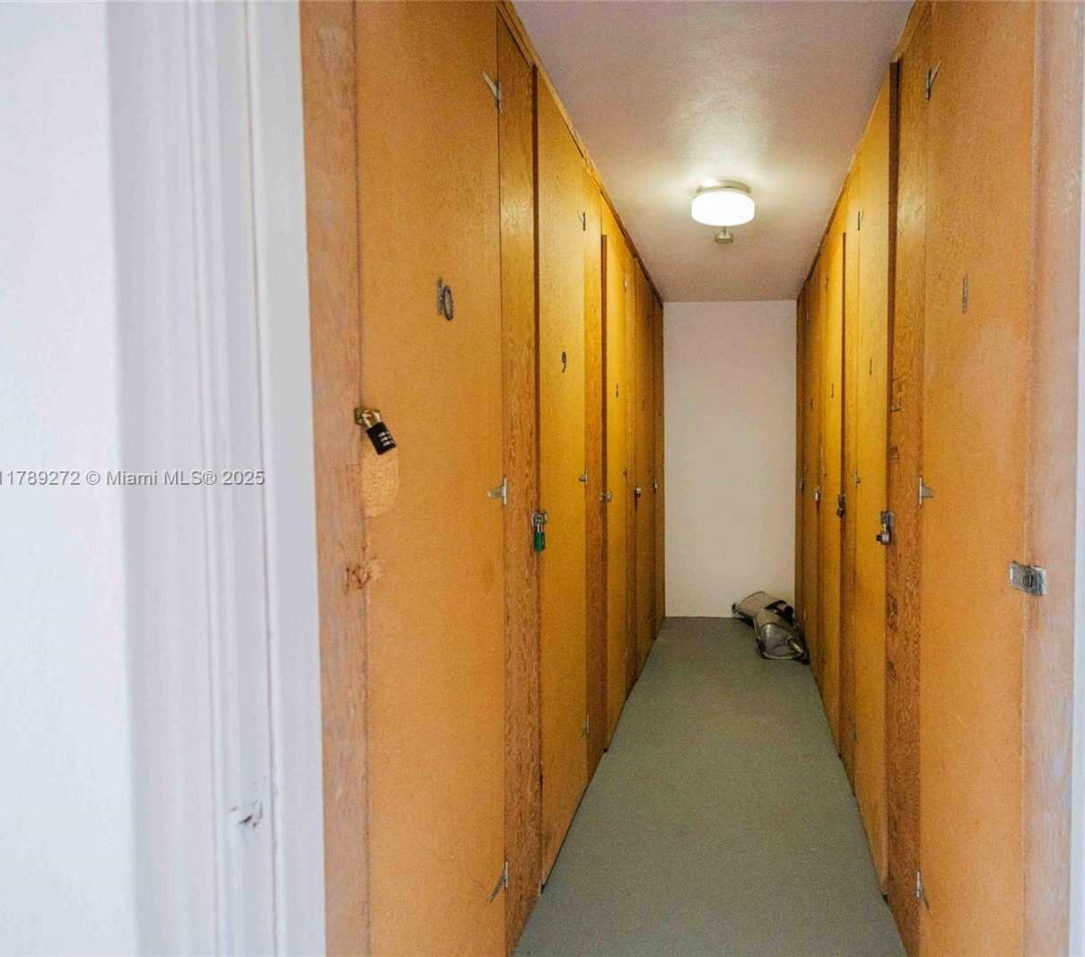 Small Image of 2751 NORTH PALM AIRE DR #310, Pompano Beach Number 53