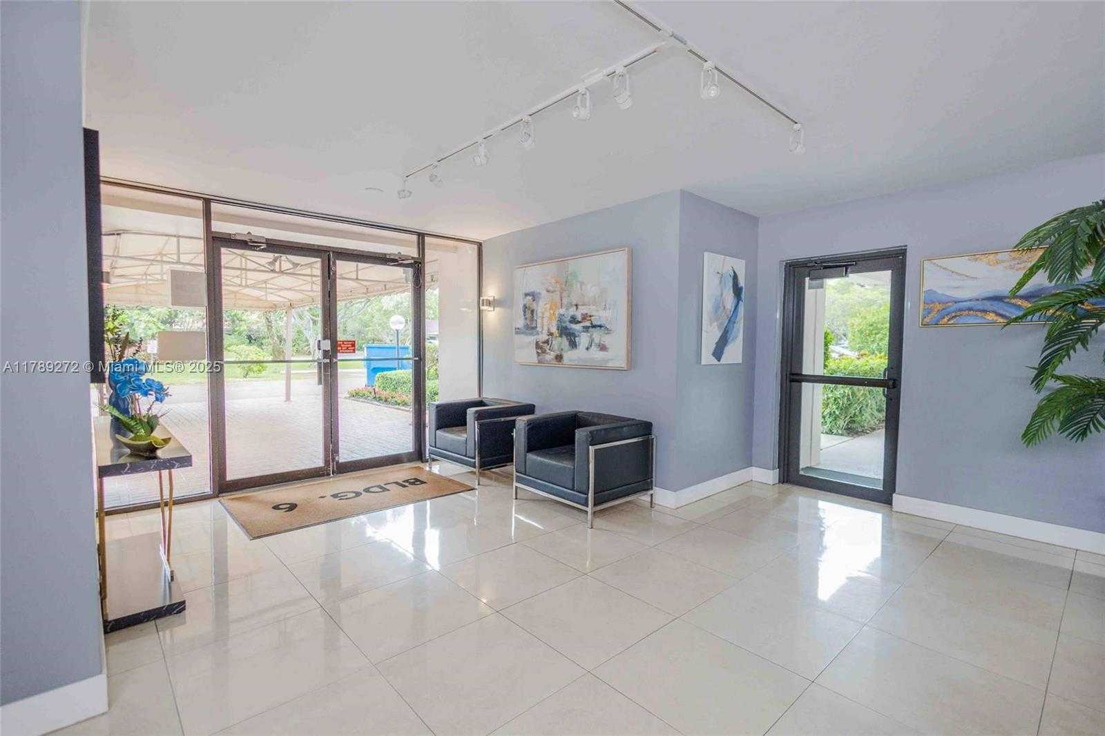 Small Image of 2751 NORTH PALM AIRE DR #310, Pompano Beach Number 59