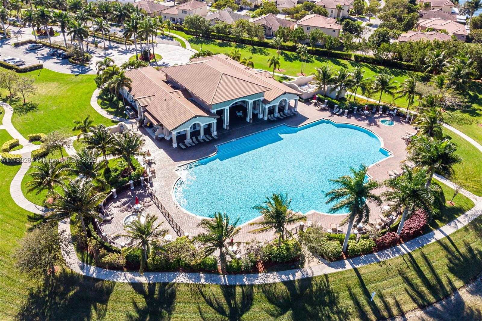 Small Image of 9371 SOUTH WEST 221ST WAY, Cutler Bay Number 45