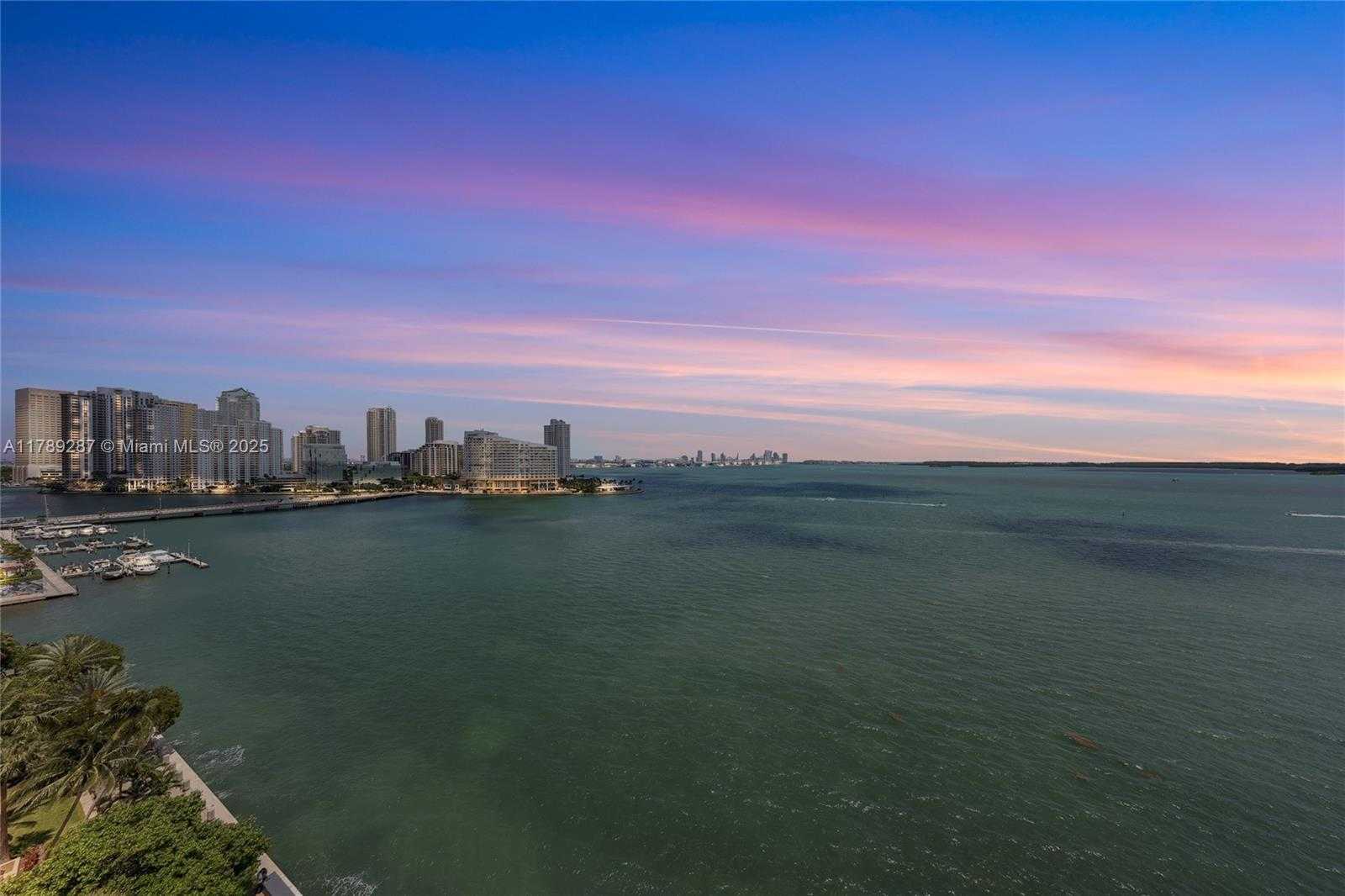 Small Image of 1155 BRICKELL BAY DR #1210, Miami Number 2