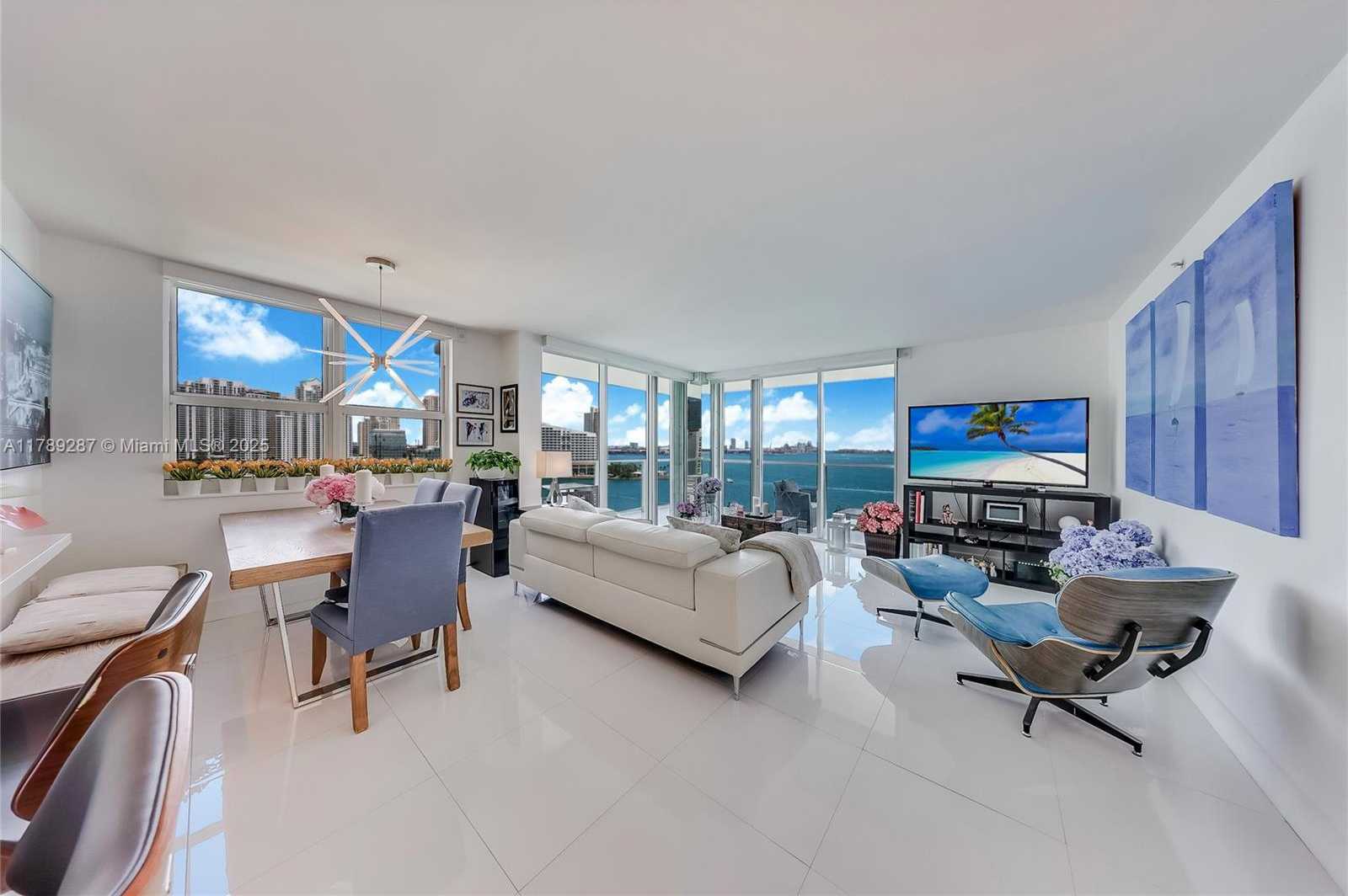 Small Image of 1155 BRICKELL BAY DR #1210, Miami Number 5