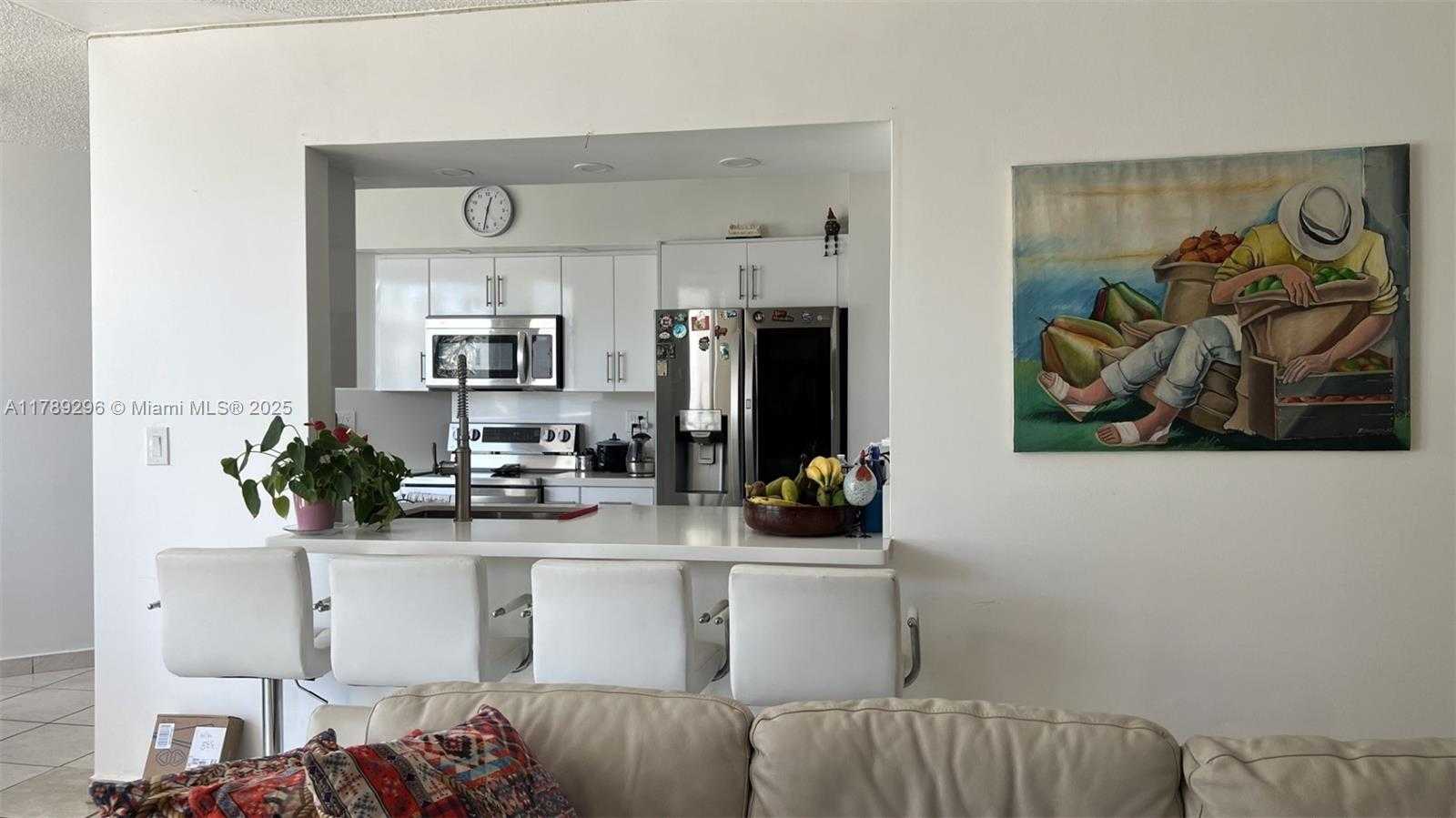 Small Image of 16485 EAST COLLINS AVE #338, Sunny Isles Beach Number 2
