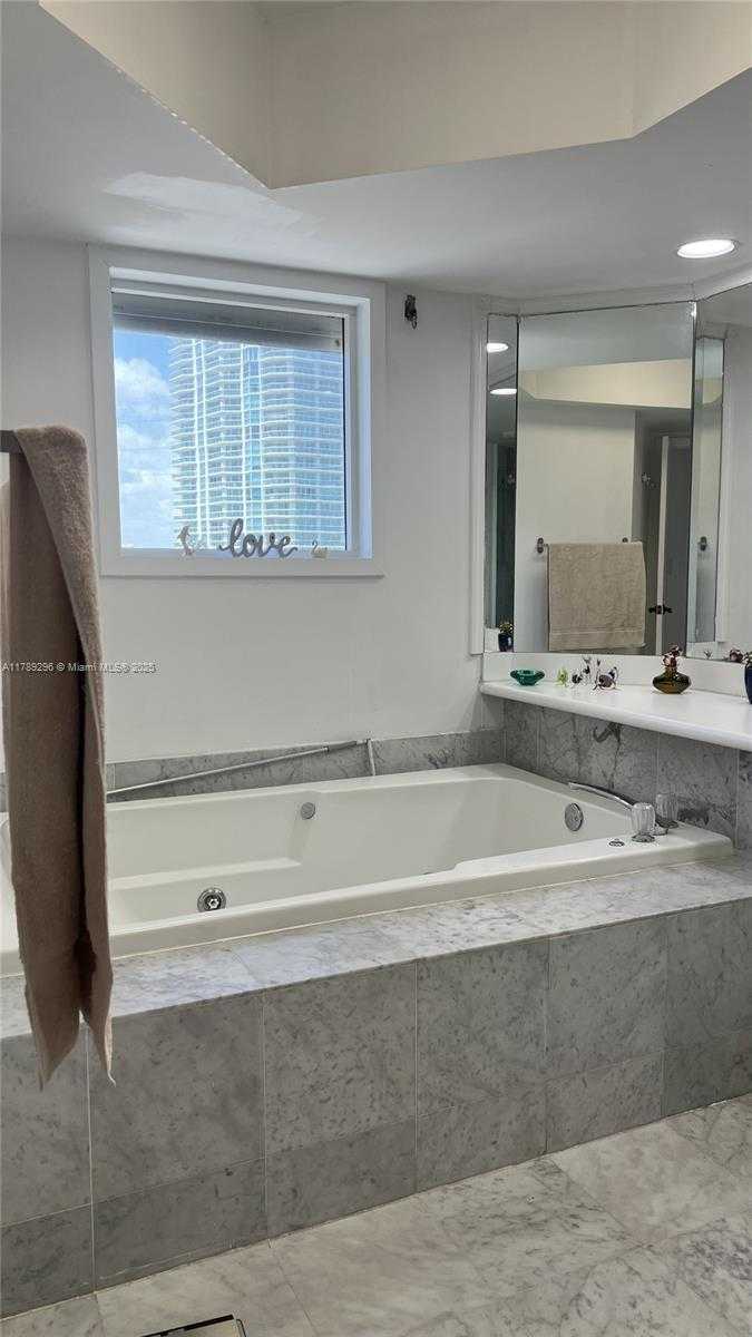 Small Image of 16485 EAST COLLINS AVE #338, Sunny Isles Beach Number 22