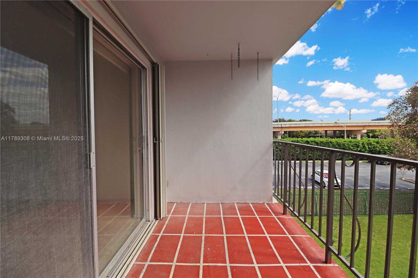 Small Image of 8101 SOUTH WEST 72ND AVE #304W, Miami Number 14