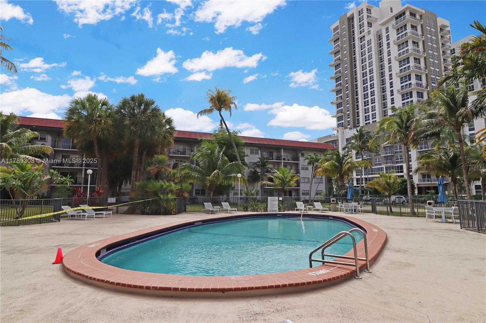 Small Image of 8101 SOUTH WEST 72ND AVE #304W, Miami Number 20
