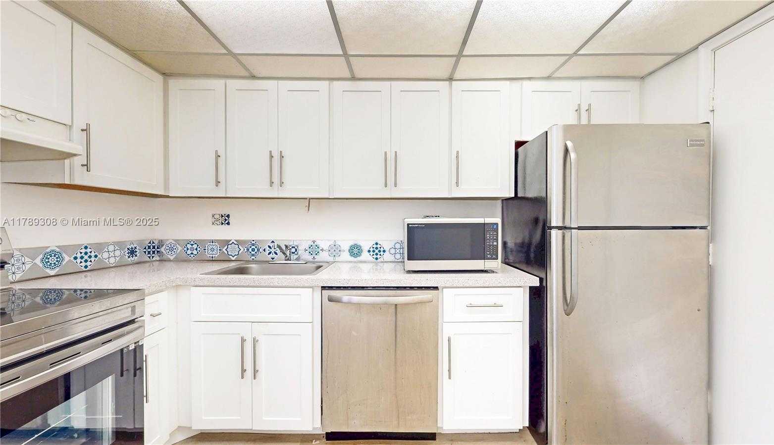 Small Image of 8101 SOUTH WEST 72ND AVE #304W, Miami Number 6