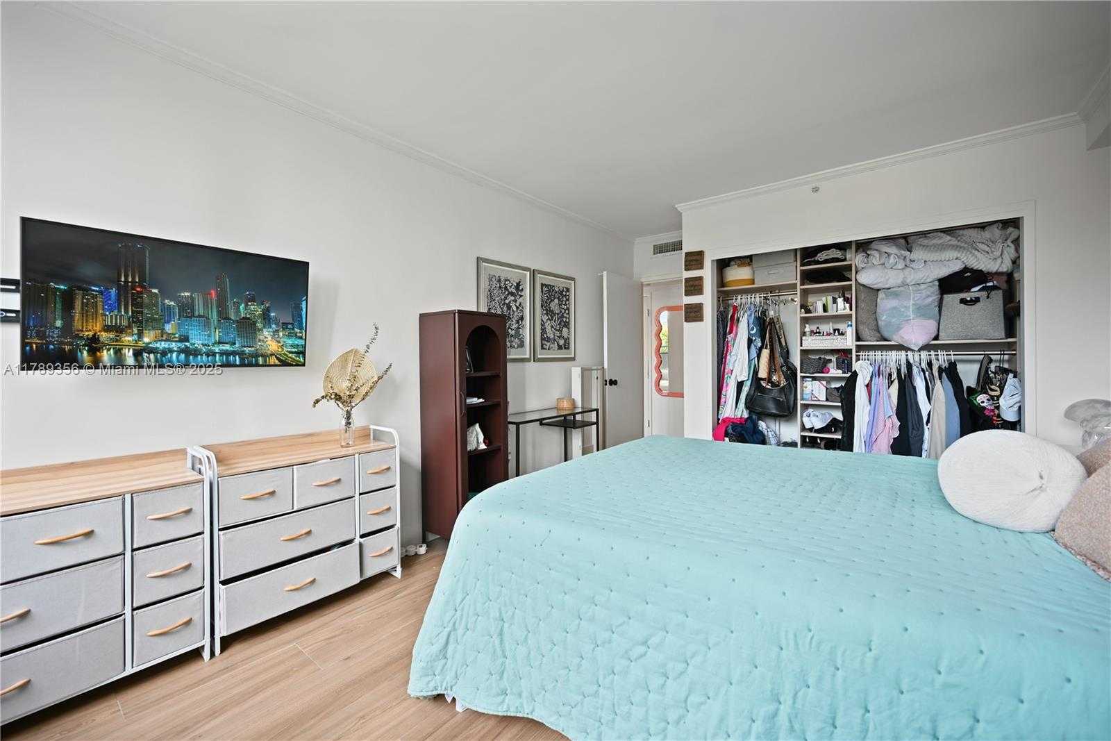 Small Image of 1500 BAY RD #328S, Miami Beach Number 22
