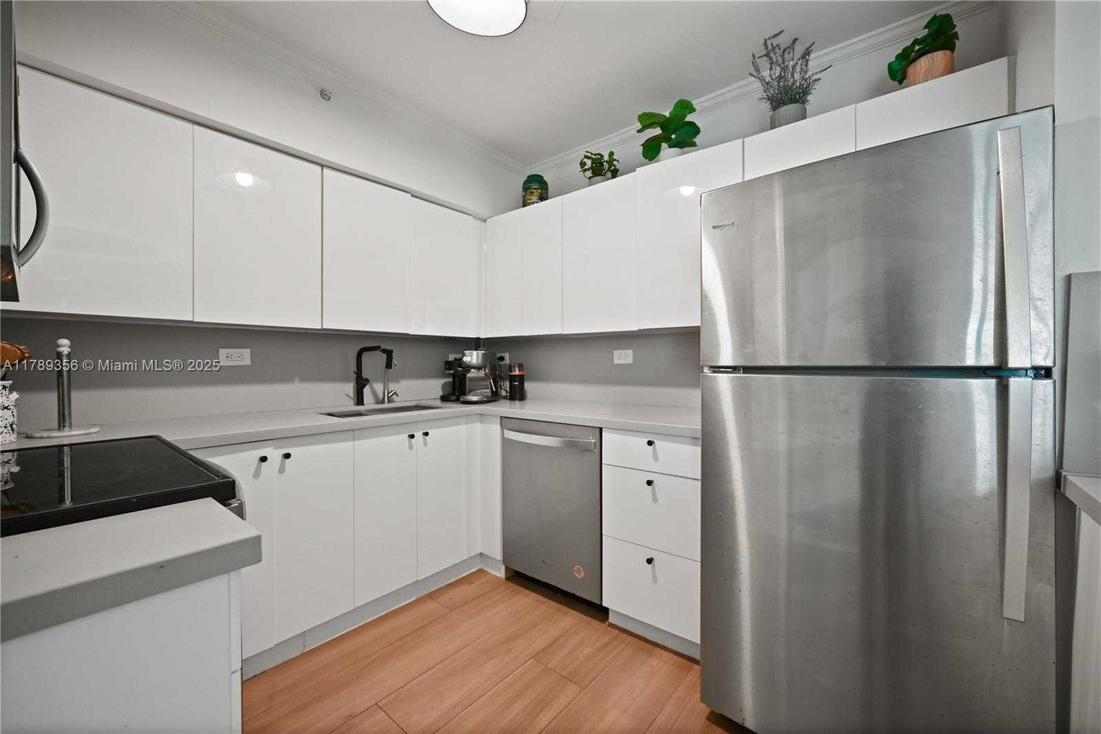 Small Image of 1500 BAY RD #328S, Miami Beach Number 28