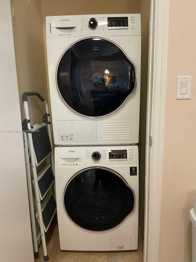 Small Image of 20000 EAST COUNTRY CLUB DR #405, Aventura Number 10