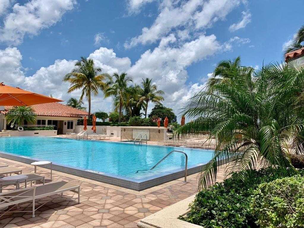 Small Image of 20000 EAST COUNTRY CLUB DR #405, Aventura Number 11