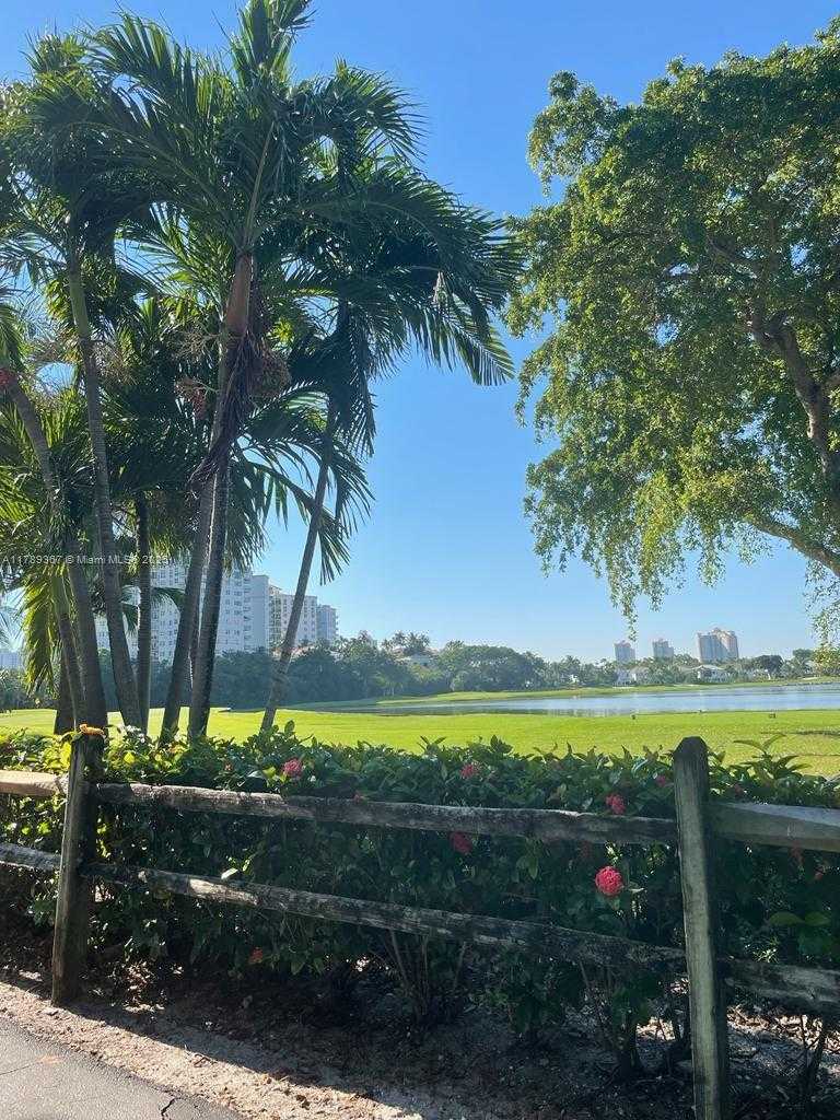 Small Image of 20000 EAST COUNTRY CLUB DR #405, Aventura Number 16