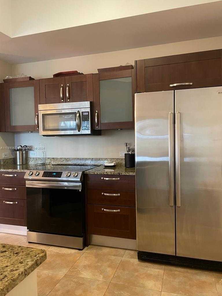 Small Image of 20000 EAST COUNTRY CLUB DR #405, Aventura Number 4