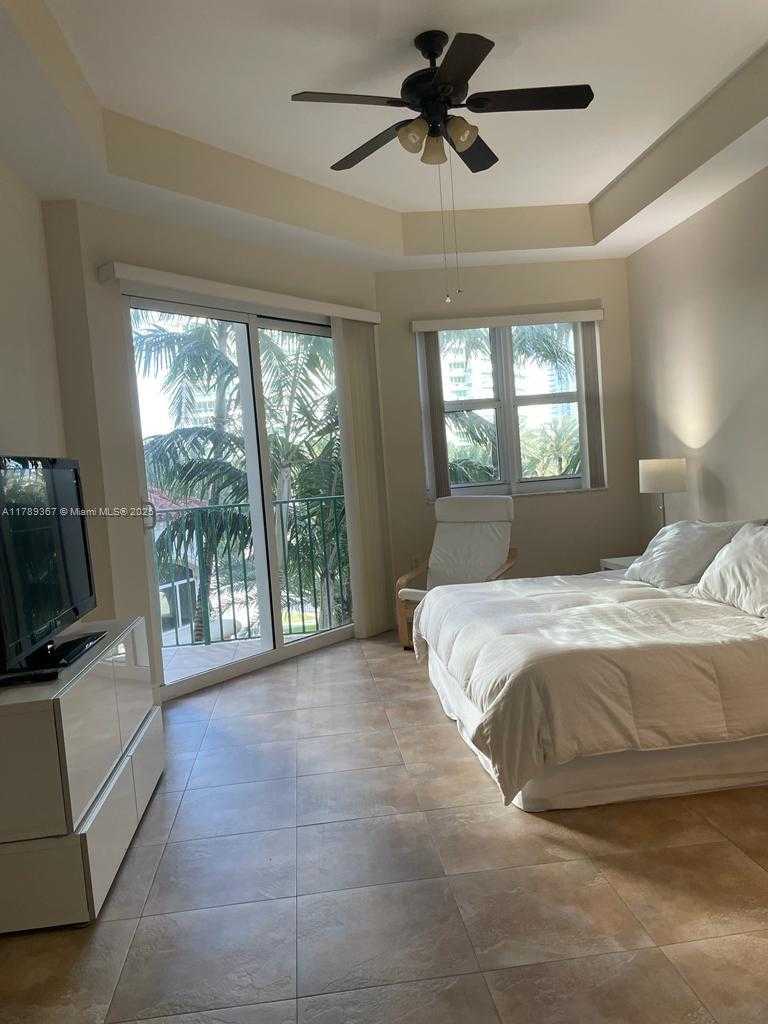 Small Image of 20000 EAST COUNTRY CLUB DR #405, Aventura Number 5