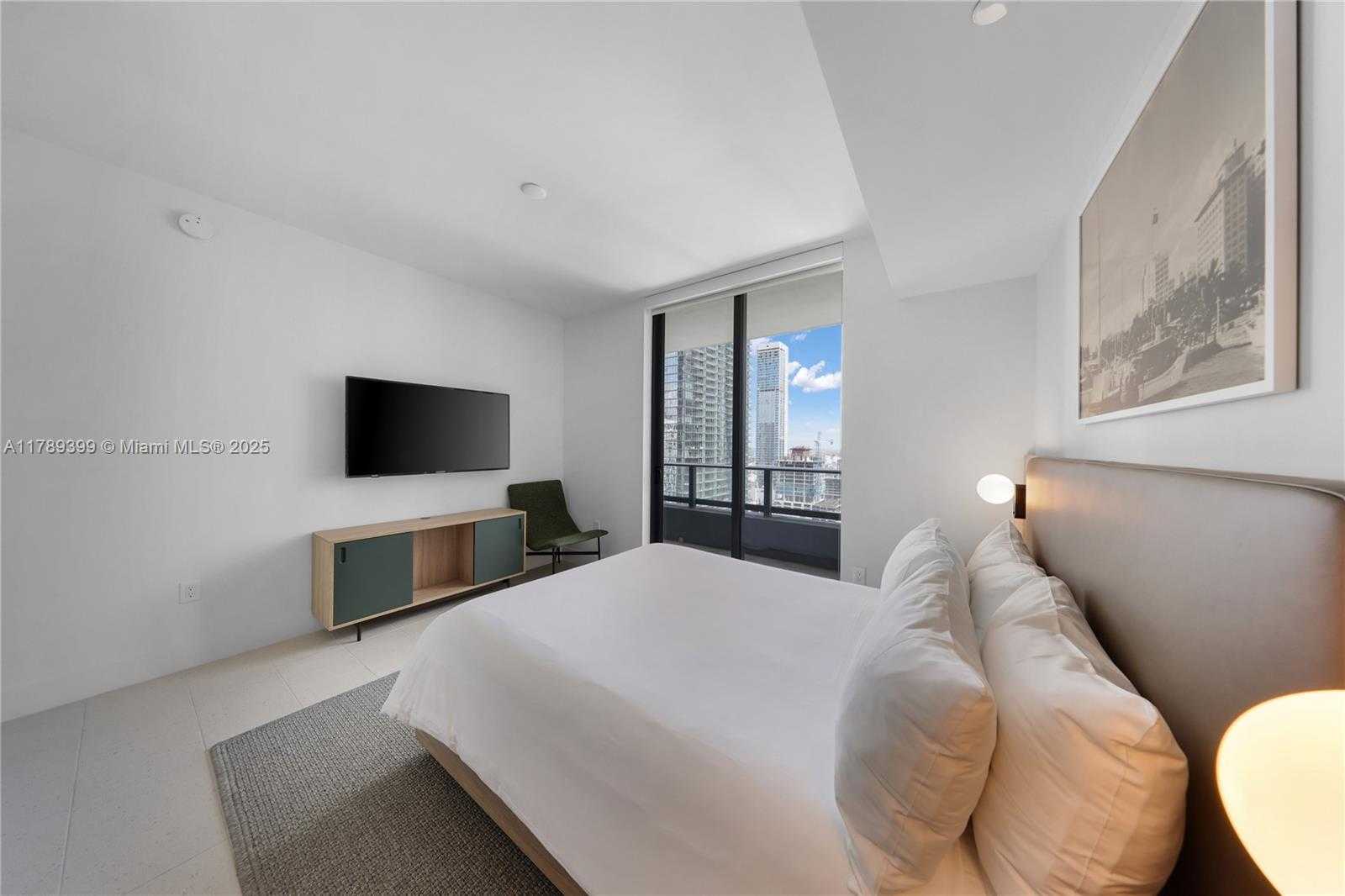 Small Image of 601 NORTH EAST 1 AVE #2402, Miami Number 13