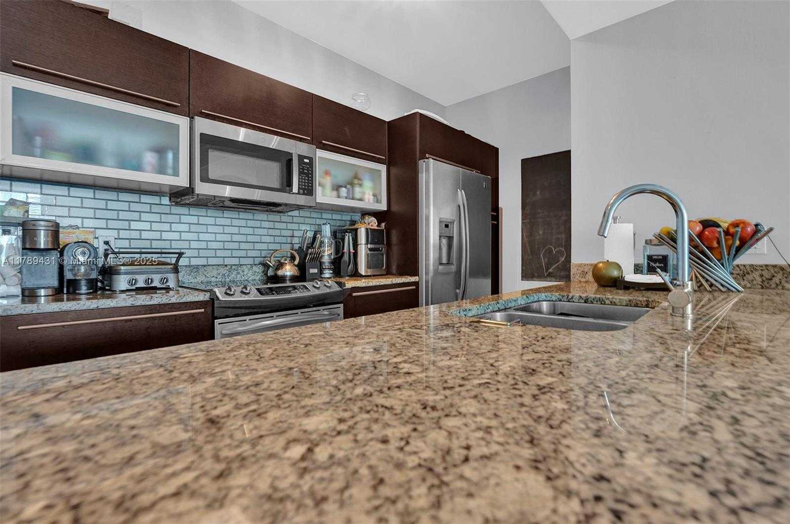 Small Image of 951 BRICKELL AVE #3801, Miami Number 13