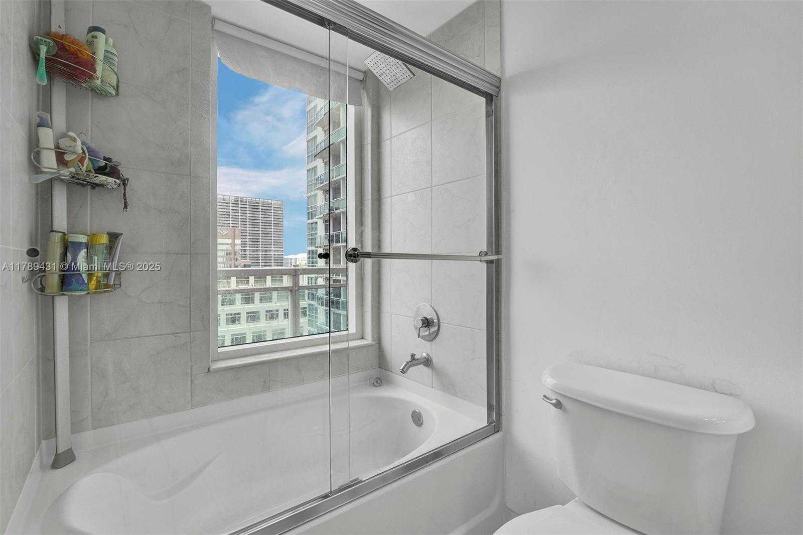 Small Image of 951 BRICKELL AVE #3801, Miami Number 25