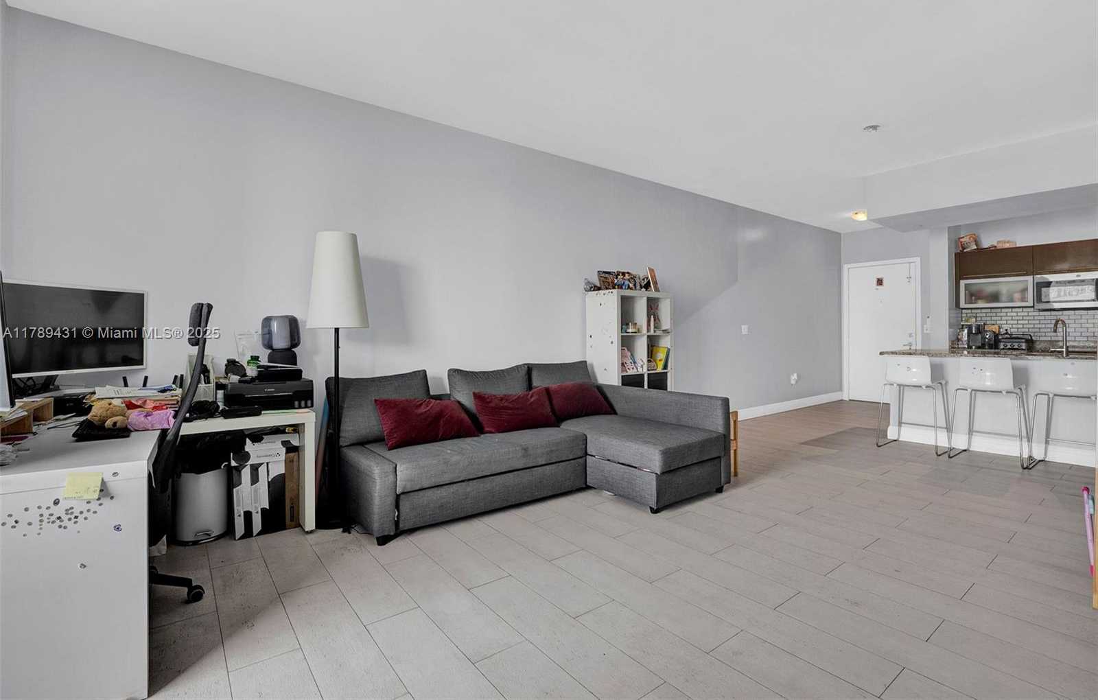 Small Image of 951 BRICKELL AVE #3801, Miami Number 3