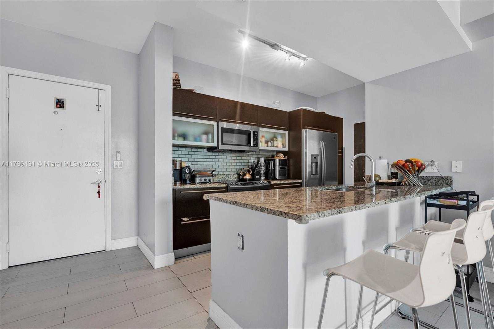 Small Image of 951 BRICKELL AVE #3801, Miami Number 9