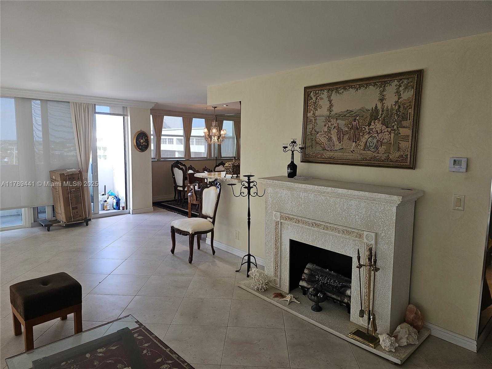 Small Image of 2049 SOUTH OCEAN DR #PH1, Hallandale Beach Number 17
