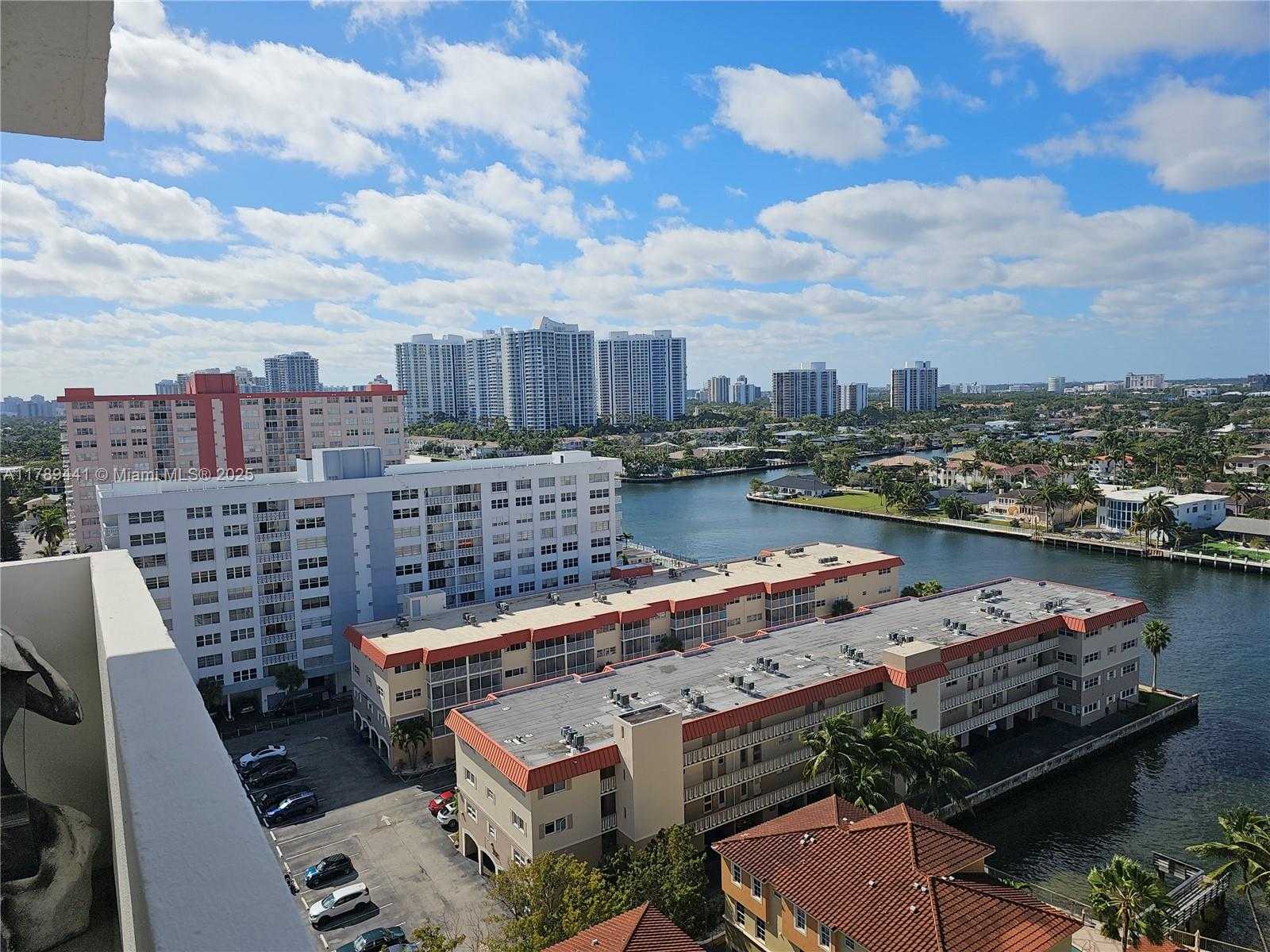 Small Image of 2049 SOUTH OCEAN DR #PH1, Hallandale Beach Number 4