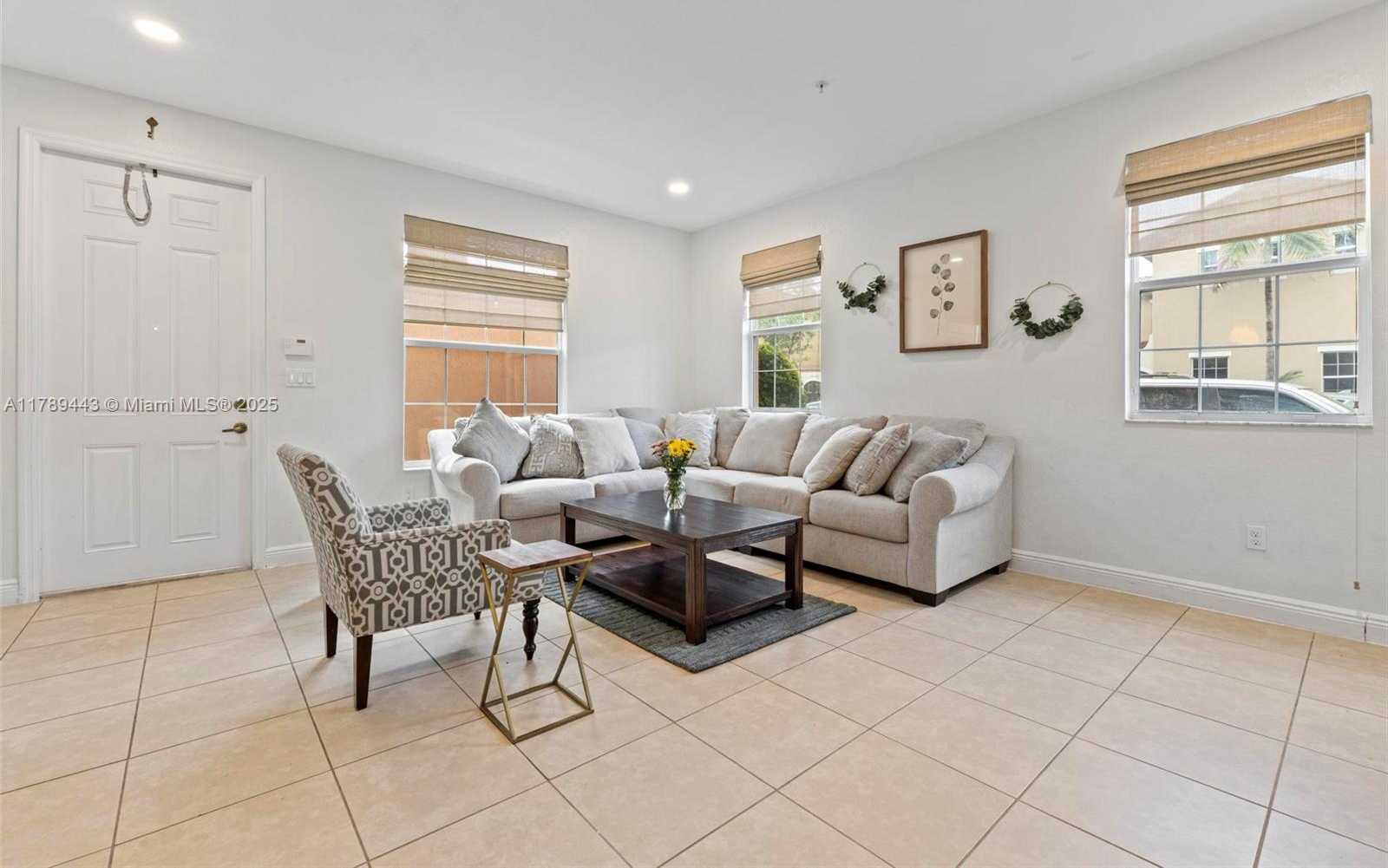 Small Image of 14637 SOUTH WEST 15TH ST, Pembroke Pines Number 14