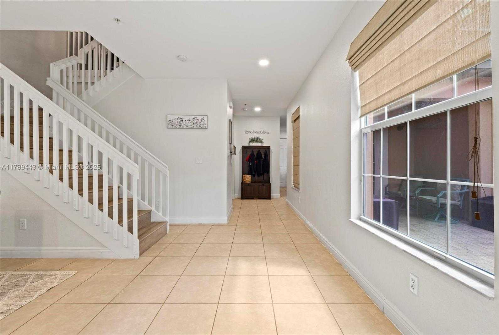 Small Image of 14637 SOUTH WEST 15TH ST, Pembroke Pines Number 17