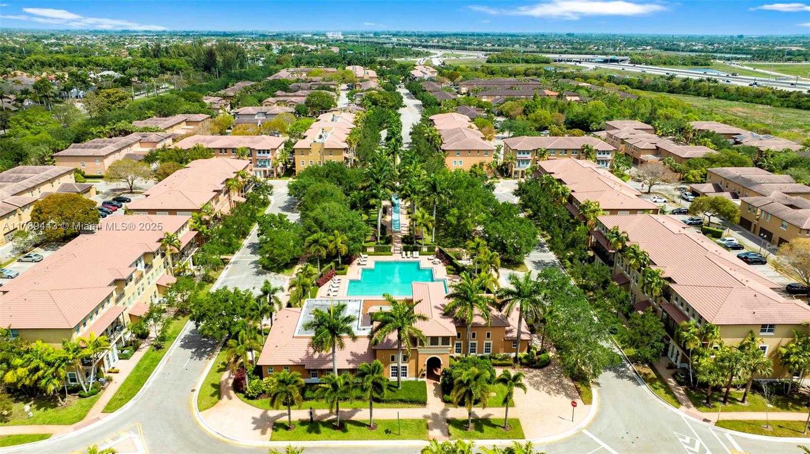 Small Image of 14637 SOUTH WEST 15TH ST, Pembroke Pines Number 38