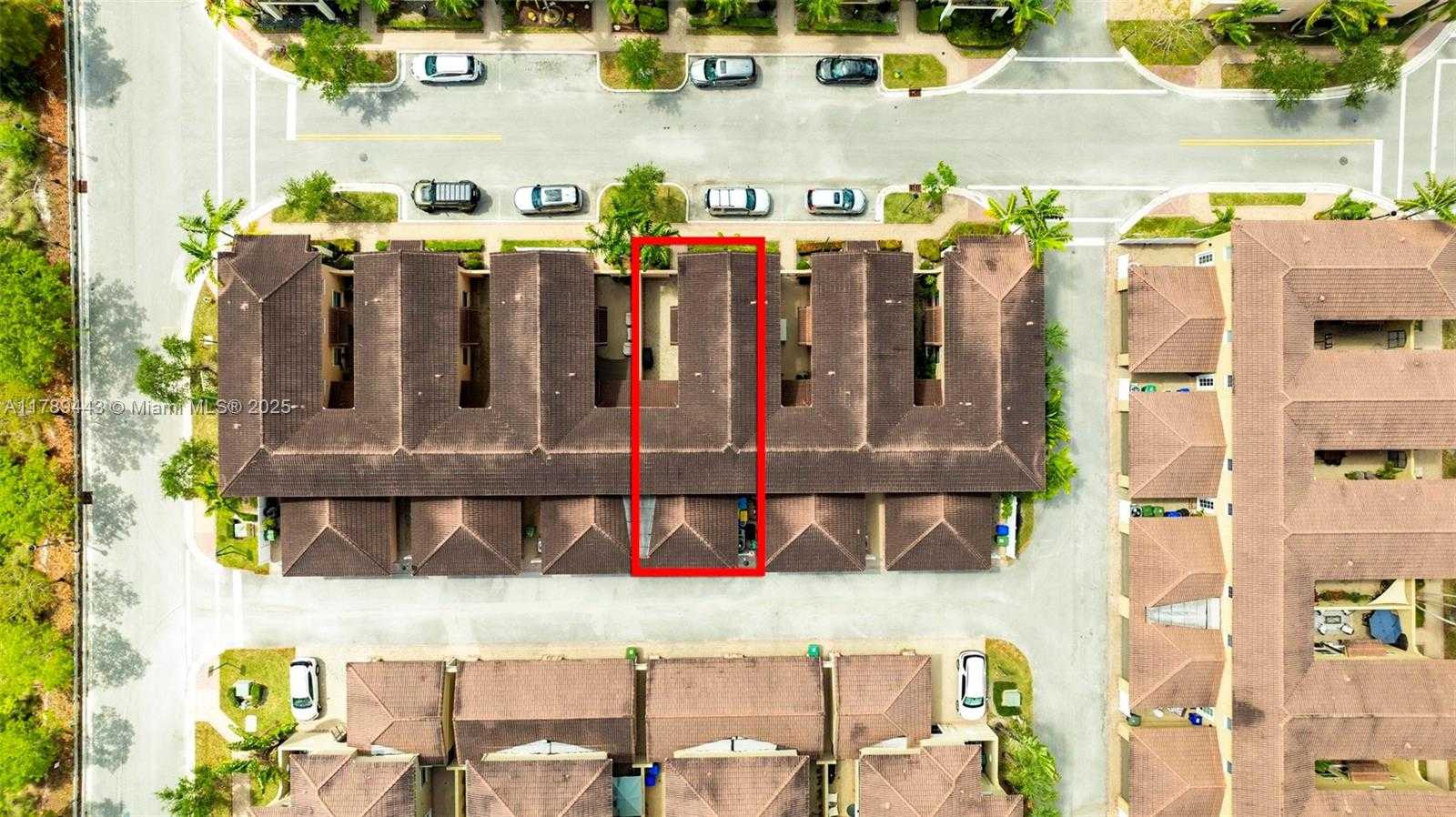 Small Image of 14637 SOUTH WEST 15TH ST, Pembroke Pines Number 41