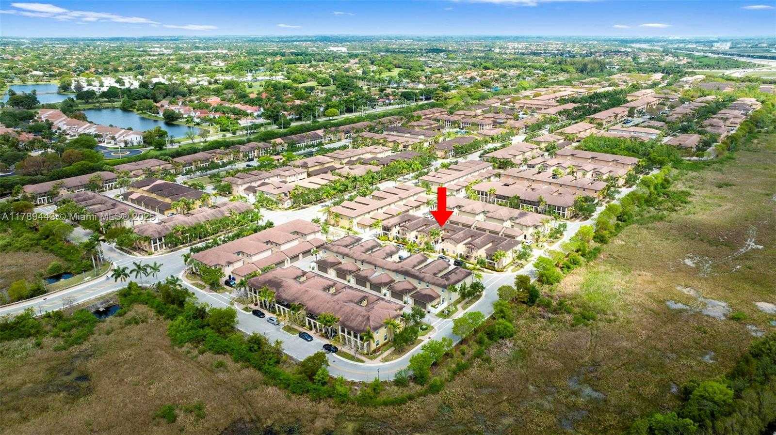 Small Image of 14637 SOUTH WEST 15TH ST, Pembroke Pines Number 43