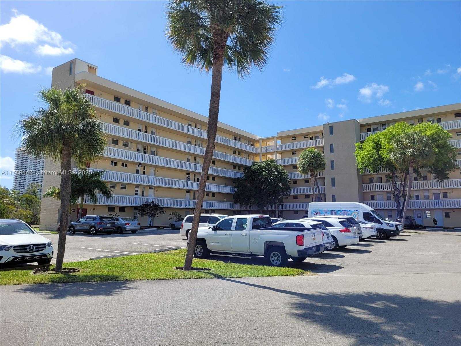 Small Image of 2930 POINT EAST DR #E603, Aventura Number 2