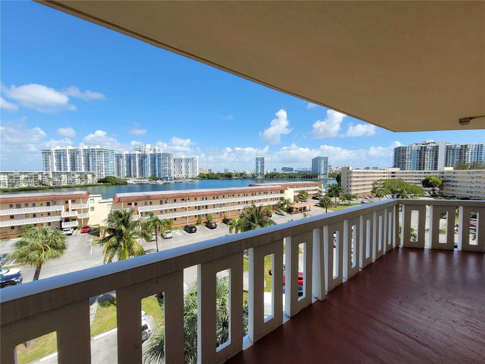 Small Image of 2930 POINT EAST DR #E603, Aventura Number 8