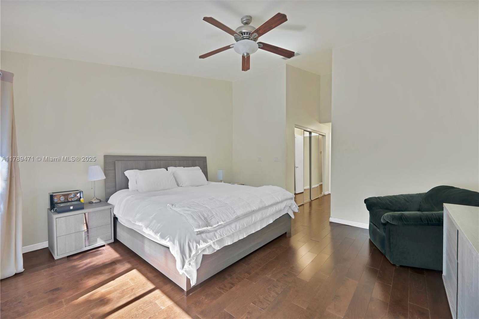 Small Image of 3510 MAGELLAN CIR #726, Aventura Number 12