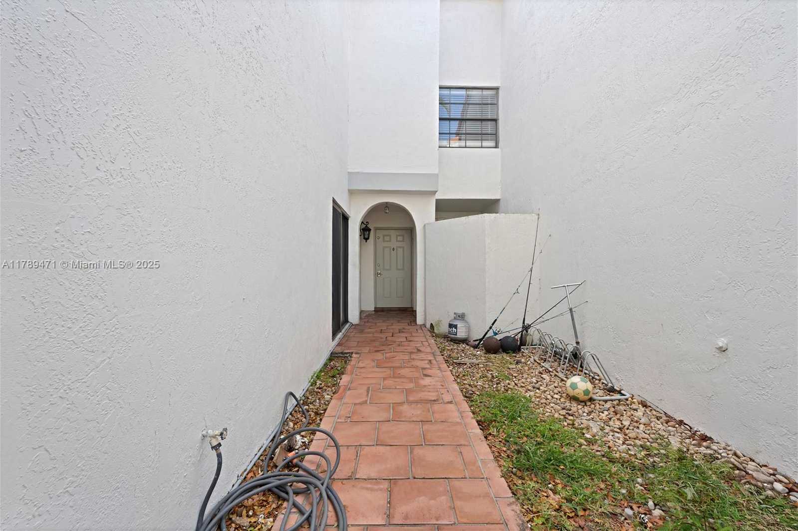 Small Image of 3510 MAGELLAN CIR #726, Aventura Number 24