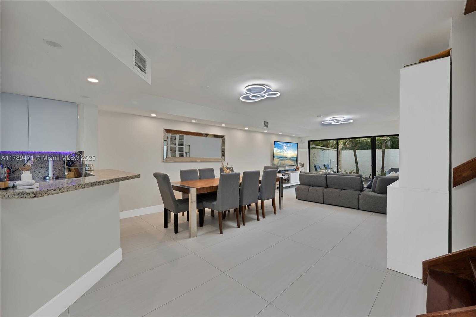 Small Image of 3510 MAGELLAN CIR #726, Aventura Number 3