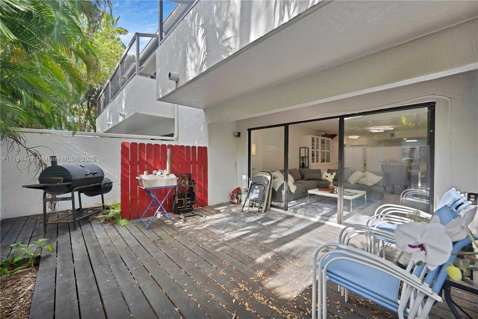 Small Image of 3510 MAGELLAN CIR #726, Aventura Number 7