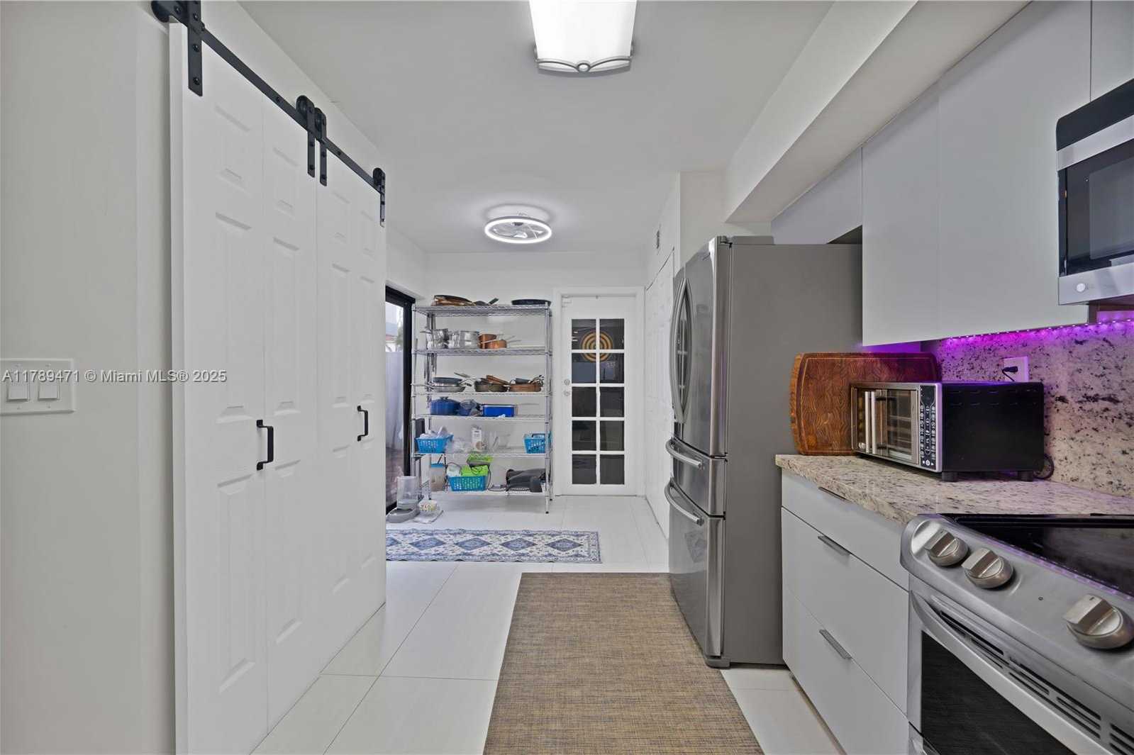 Small Image of 3510 MAGELLAN CIR #726, Aventura Number 9