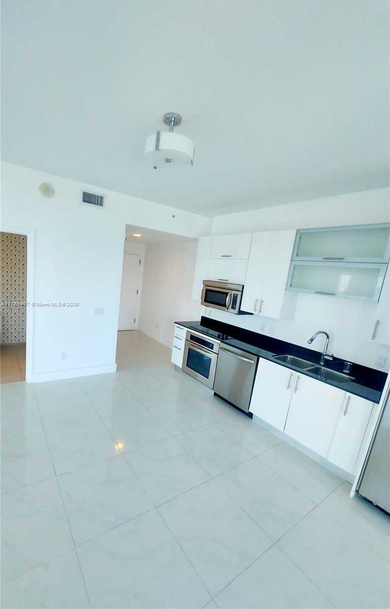 Small Image of 60 SOUTH WEST 13TH ST #5013, Miami Number 16
