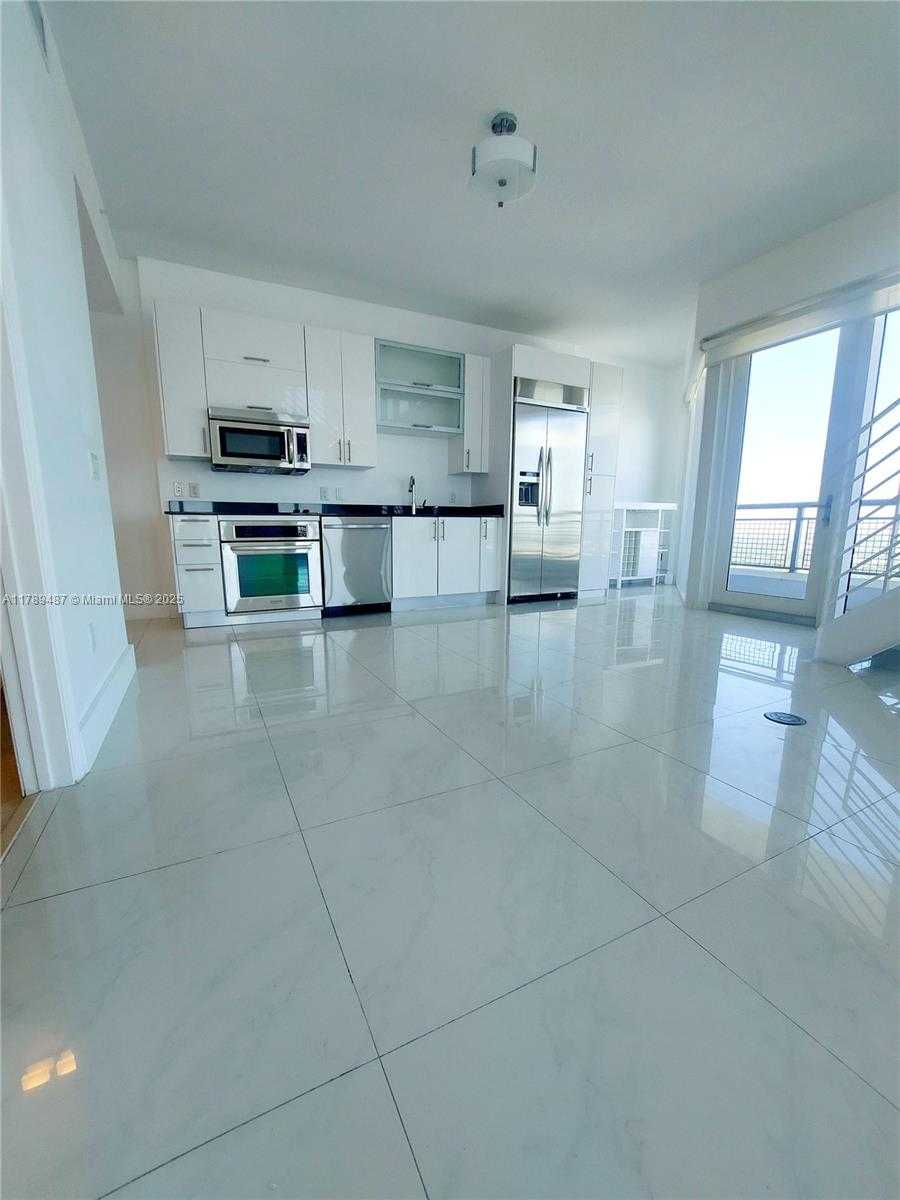 Small Image of 60 SOUTH WEST 13TH ST #5013, Miami Number 31