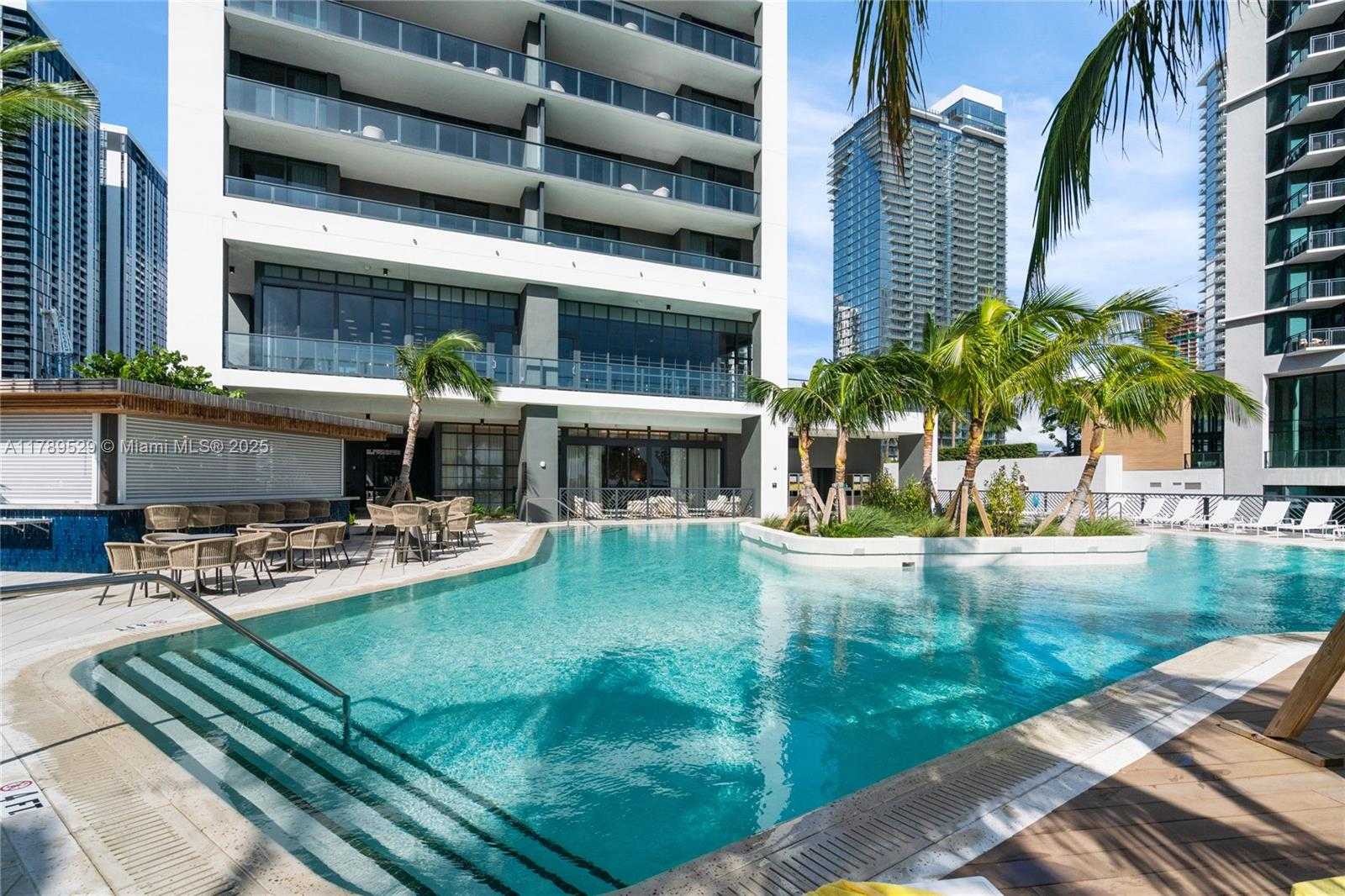 Small Image of 159 NE 6th St, Miami, FL 33132, USA Number 35