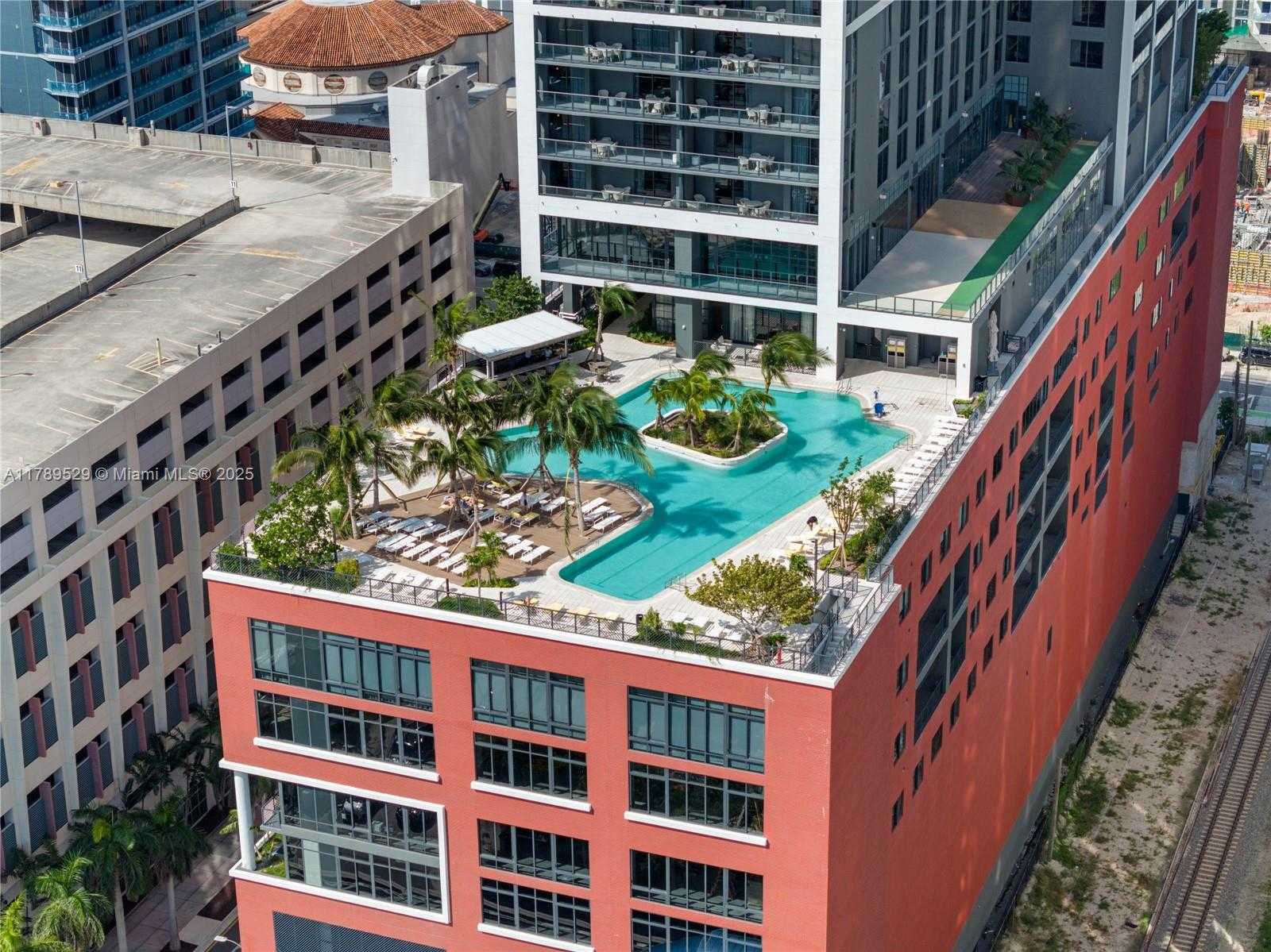 Small Image of 159 NE 6th St, Miami, FL 33132, USA Number 39