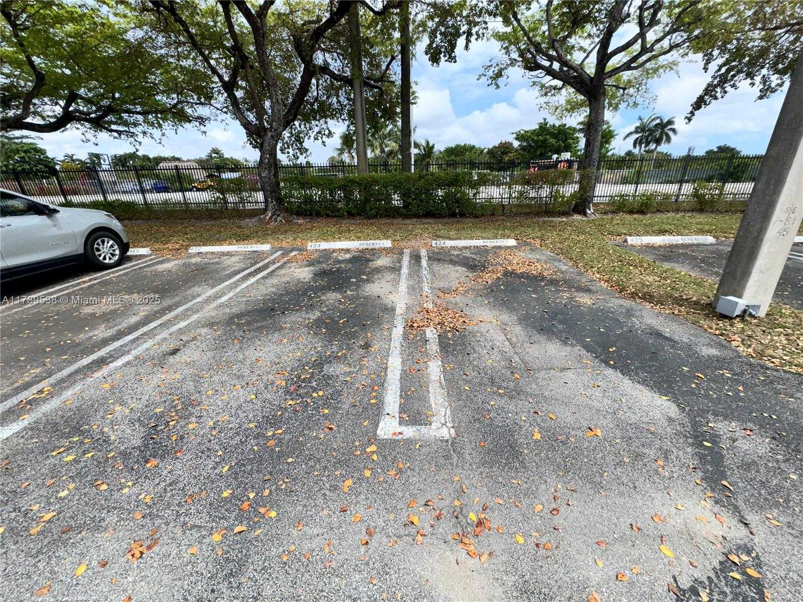 Small Image of 5900 SOUTH WEST 127TH AVE #3410, Miami Number 19