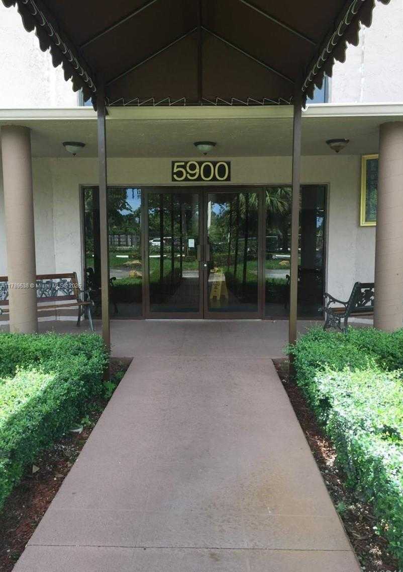 Small Image of 5900 SOUTH WEST 127TH AVE #3410, Miami Number 22