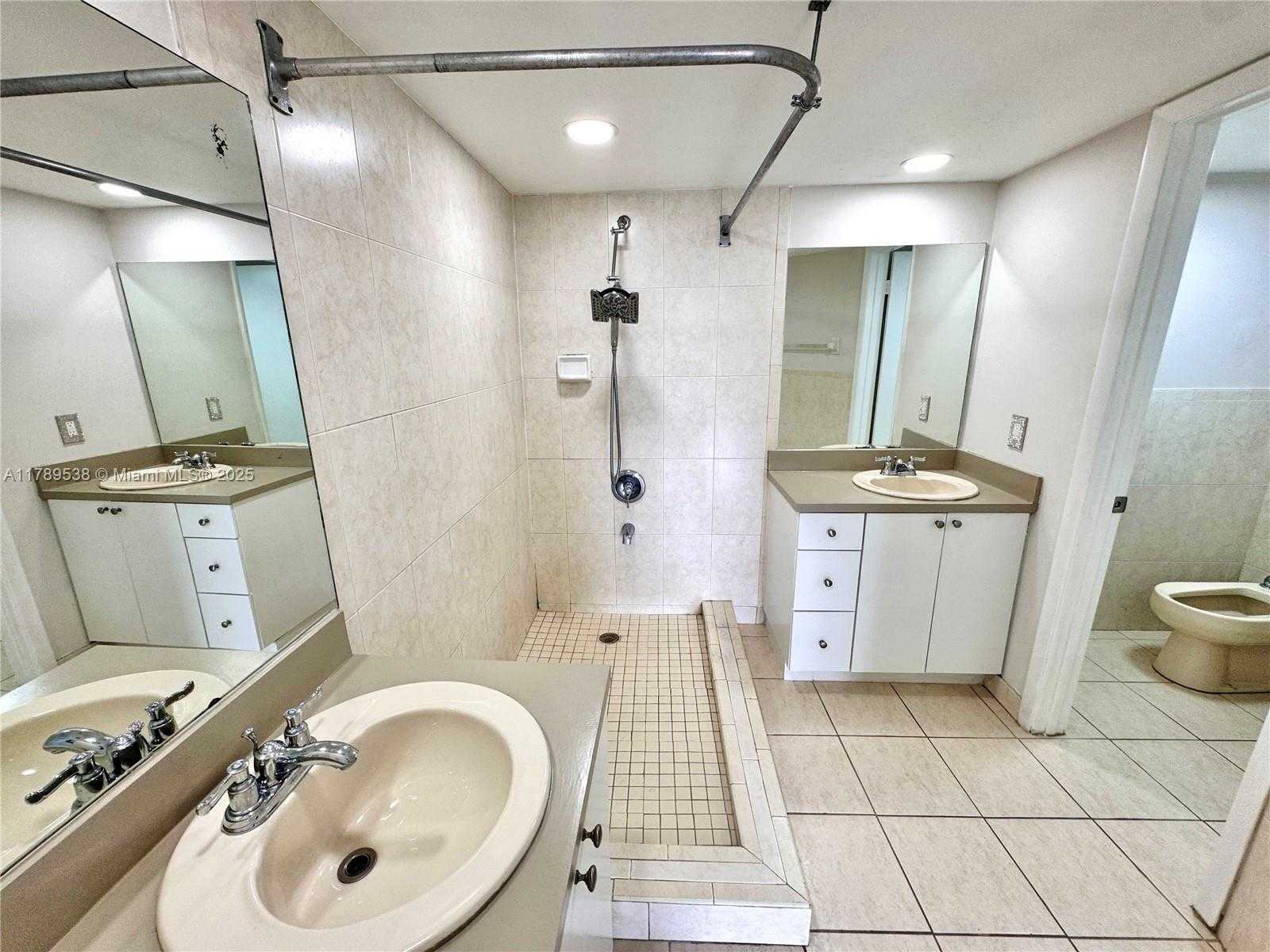 Small Image of 5900 SOUTH WEST 127TH AVE #3410, Miami Number 7