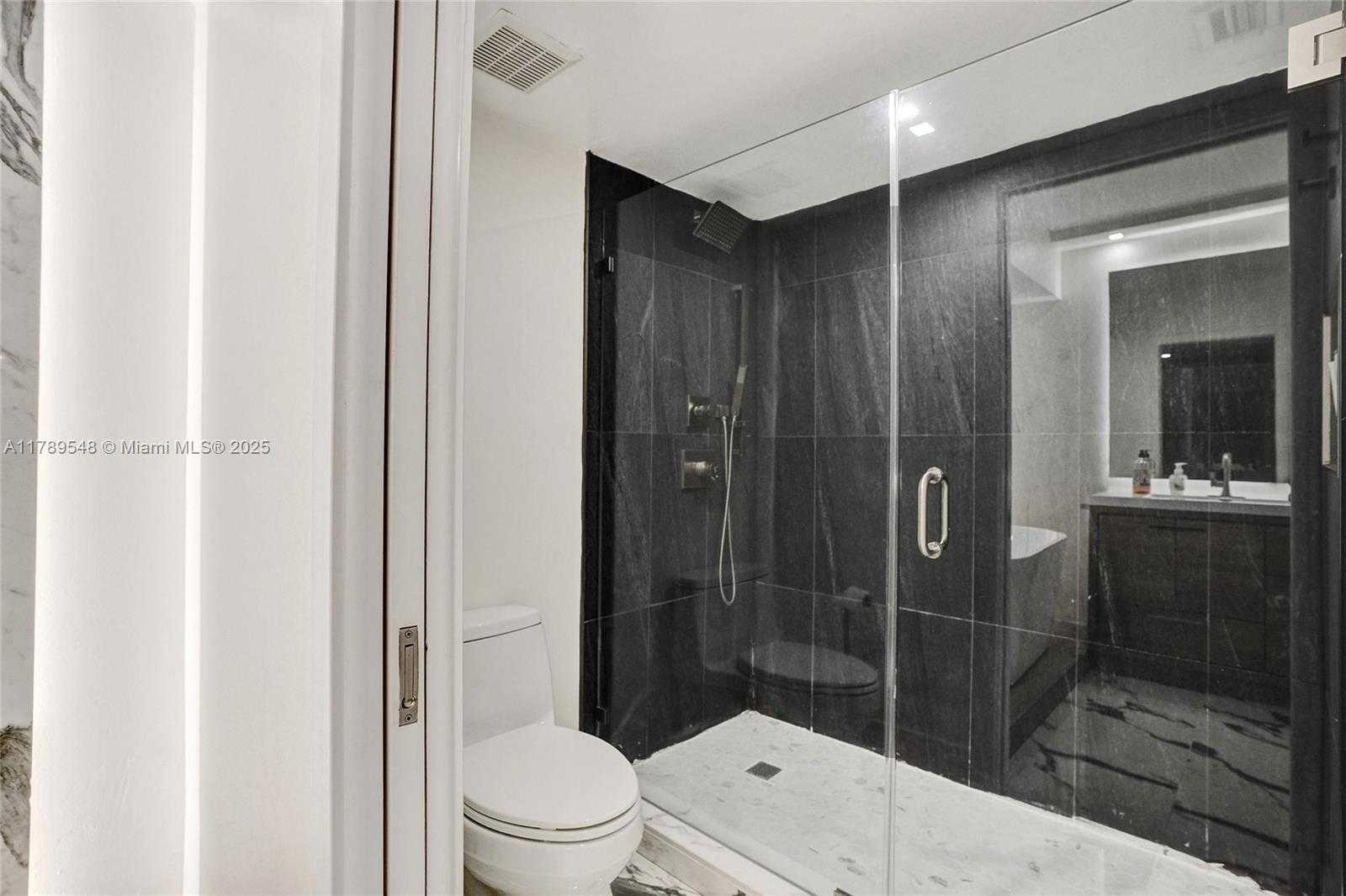 Small Image of 19195 NORTH EAST 36TH CT #3008, Aventura Number 22