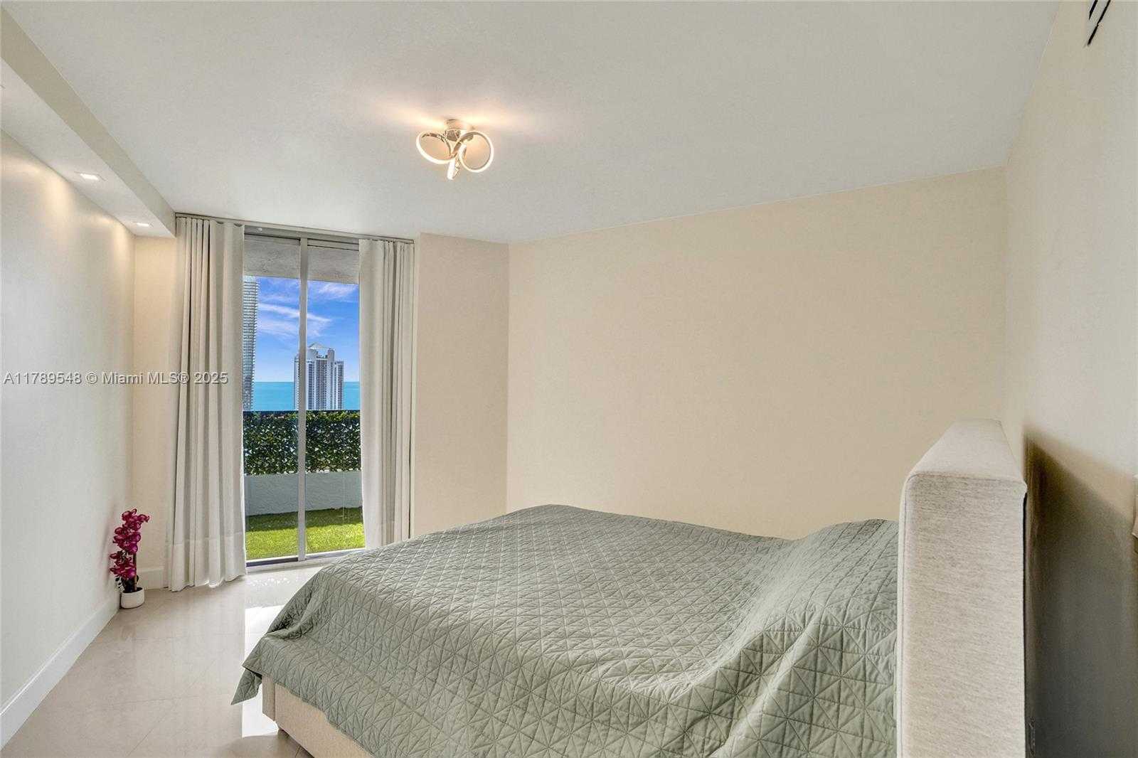 Small Image of 19195 NORTH EAST 36TH CT #3008, Aventura Number 26