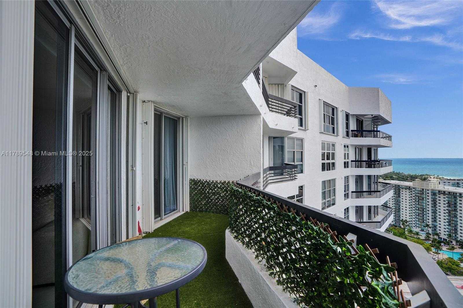 Small Image of 19195 NORTH EAST 36TH CT #3008, Aventura Number 33